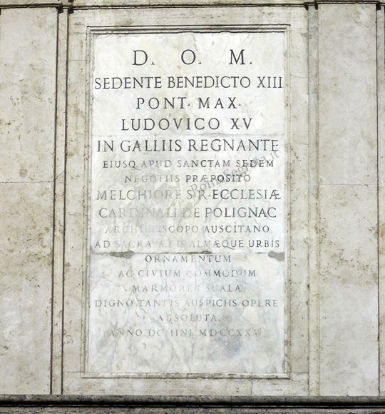 epigrafe lungo la scalinata di trinità dei monti