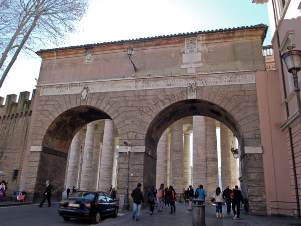 fornici su via di porta angelica