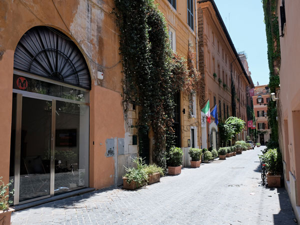 Vedi su Google Maps via margutta