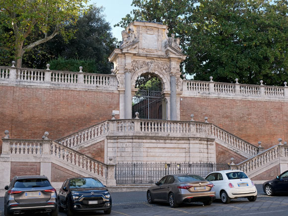 portale di villa colonna