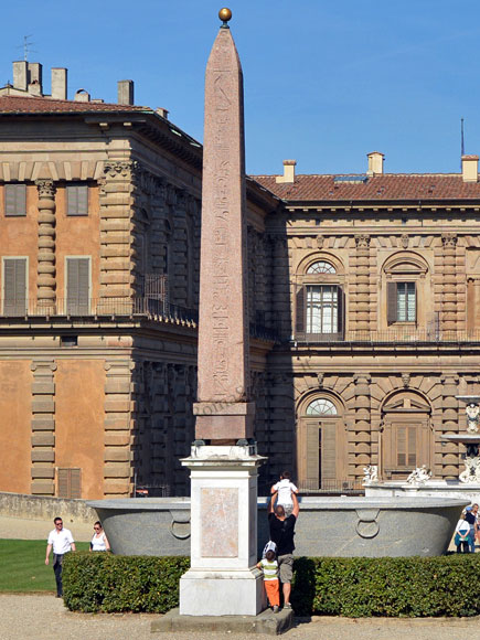 obelisco mediceo originale a firenze