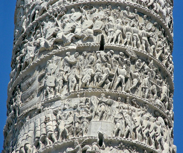 particolare della colonna di marco aurelio