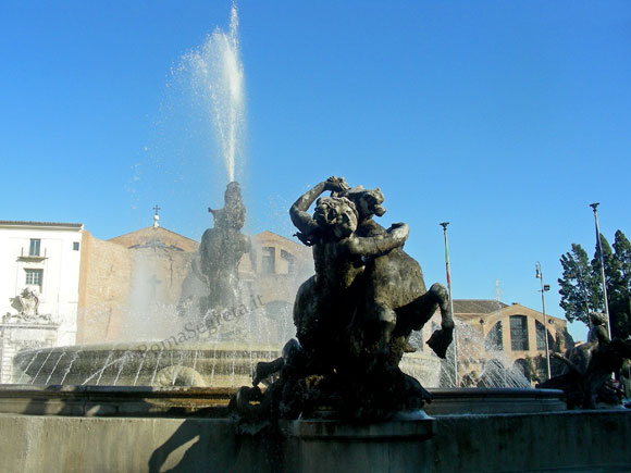 fontana delle naiadi a piazza della repubblica