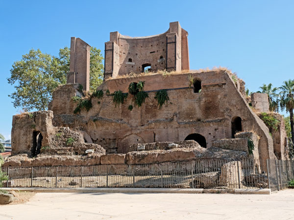 ninfeo di alessandro severo a piazza vittorio emanuele II
