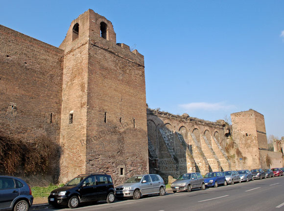 torre su viale castrense