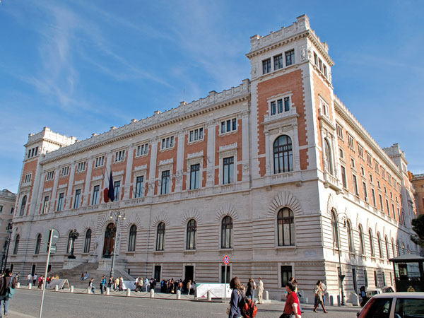 piazza del parlamento