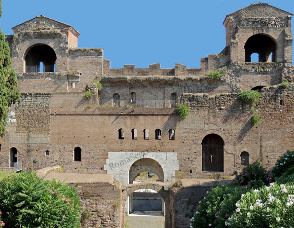 lato interno di porta asinaria