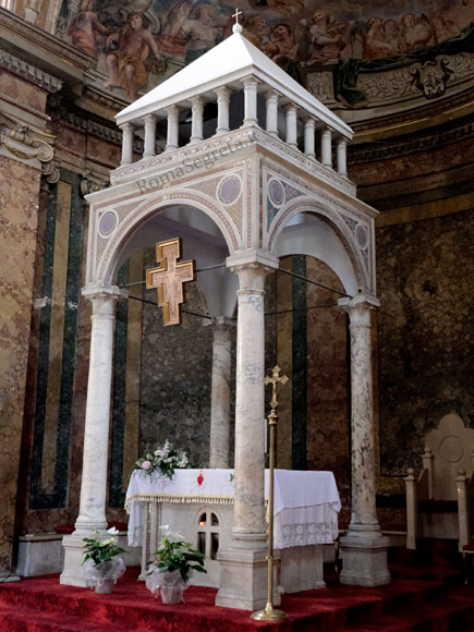 ciborio a s.agata dei goti