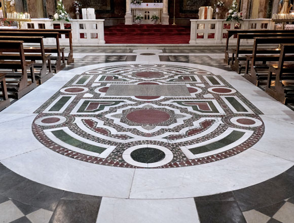 pavimento cosmatesco a s.agata dei goti