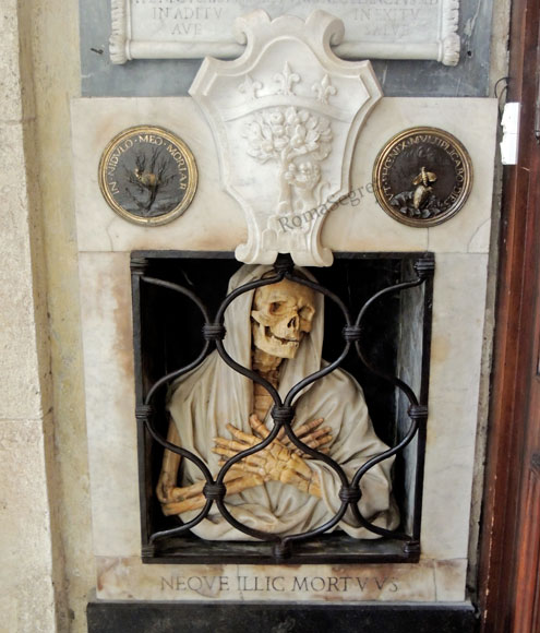 monumento funebre di gisleni