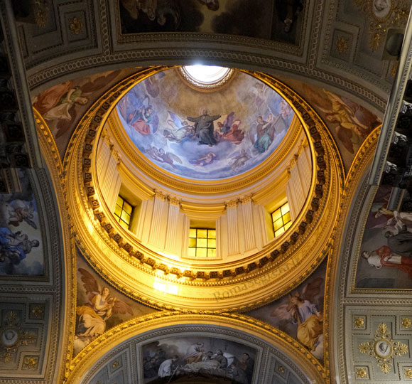 interno della cupola dei santi giovanni e paolo