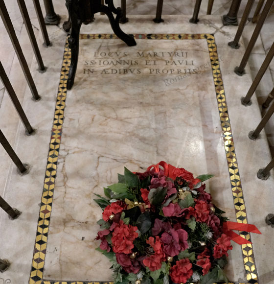 lapide nella basilica dei santi giovanni e paolo