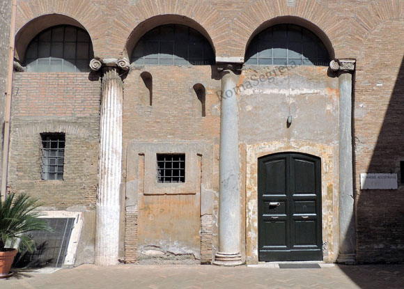 resti della basilica di leone iv