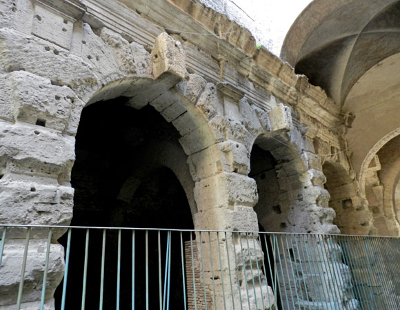 sostruzioni del tempio di claudio nel convento dei santi giovanni e paolo