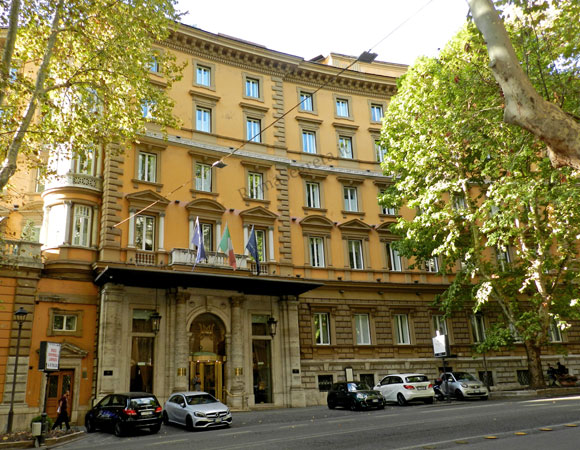 hotel majestic a via vittorio veneto