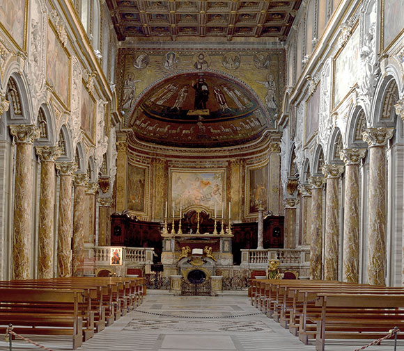 interno della basilica s.marco
