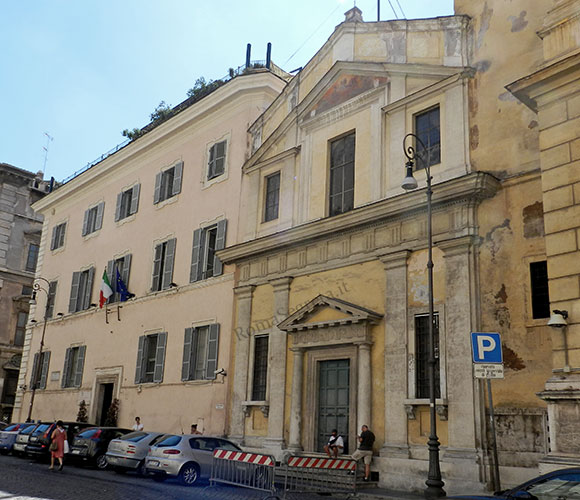 santa marta a piazza del collegio romano