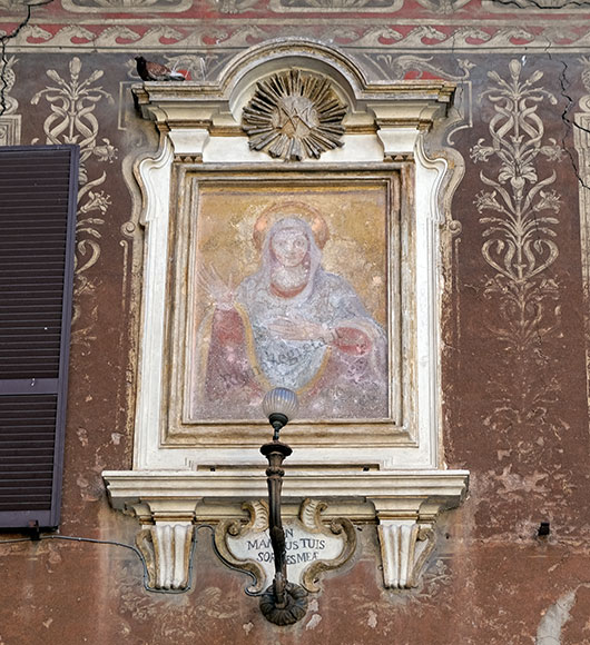 madonna del latte a piazza del biscione