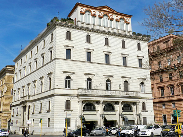 Vedi su Google Maps via vittoria colonna