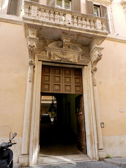portale di palazzo cerri