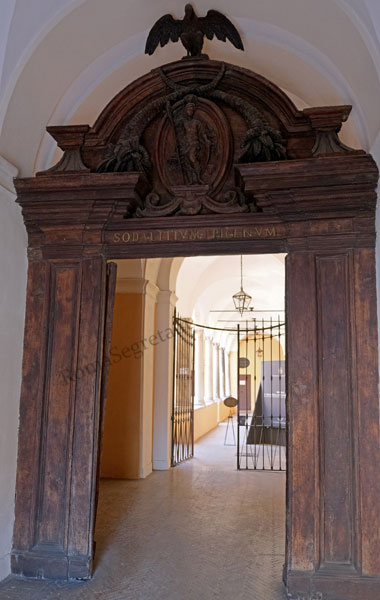 porta in noce del 1734