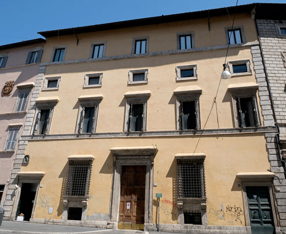 palazzo di pirro a corso vittorio emanuele II