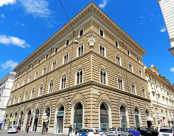 palazzo simonetti via vittoria colonna