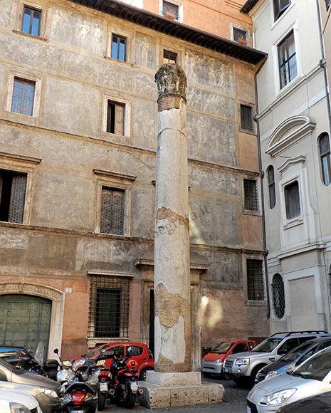 colonna dell'odeon di domiziano a piazza de' massimi
