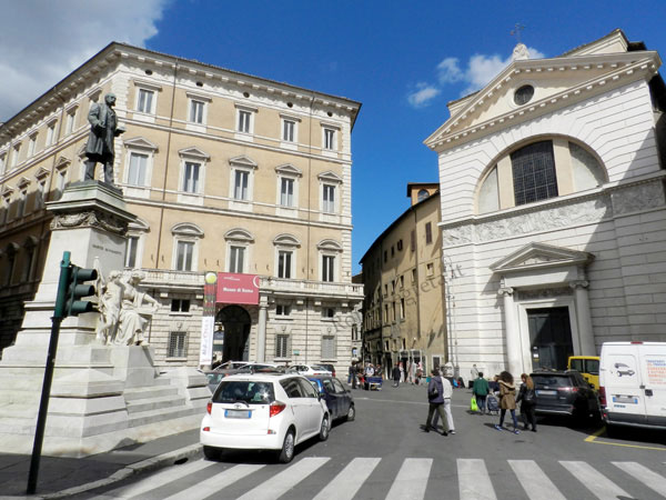 Vedi su Google Maps piazza di s.pantaleo