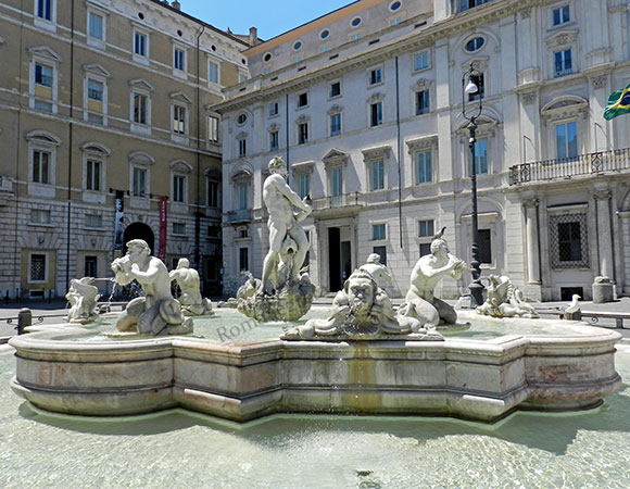 fontana del moro a piazza navona