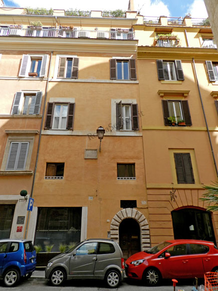 casa dell'ospizio dei pellegrini boemi a via dei banchi vecchi