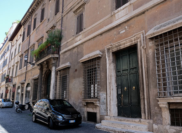 palazzetto ricci donarelli a via giulia