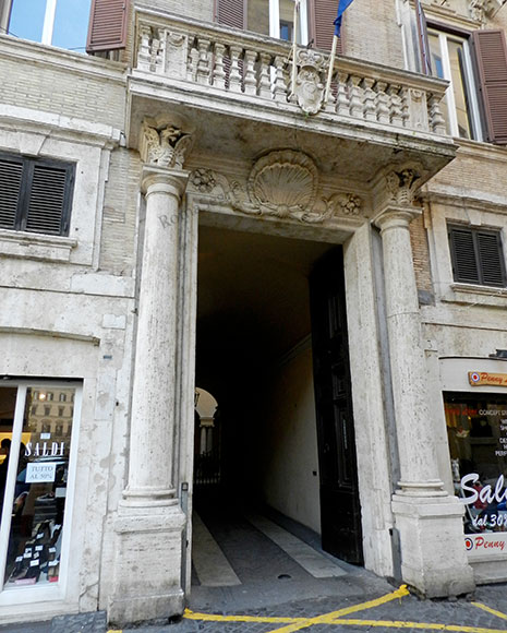 portale di palazzo corcos boncompagni