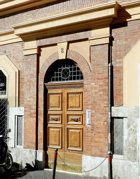 portale a via di s.martino ai monti