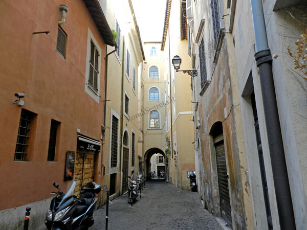 vicolo dei granari