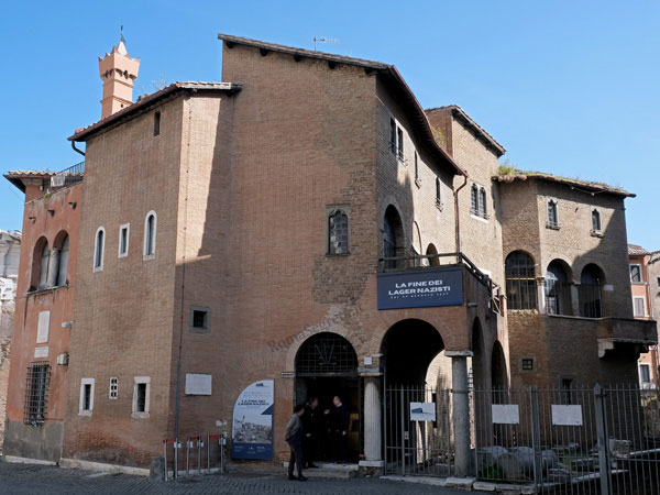 Vedi su Google Maps casina dei vallati