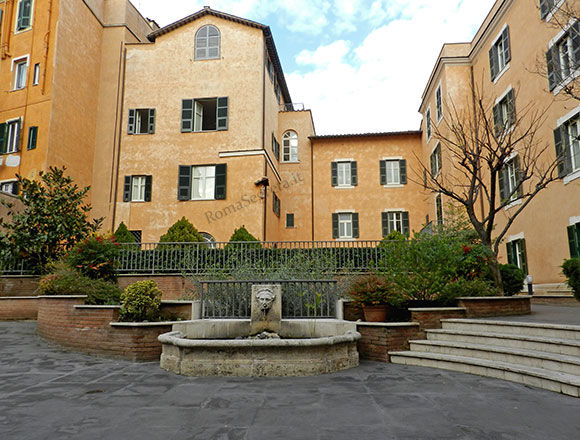 giardino del collegio ecclesiastico sedes sapientae