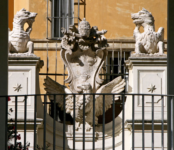 stemma di innocenzo XII