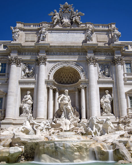 gruppo statuario alla fontana di trevi