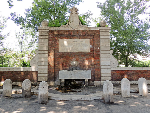 fontana testaccio