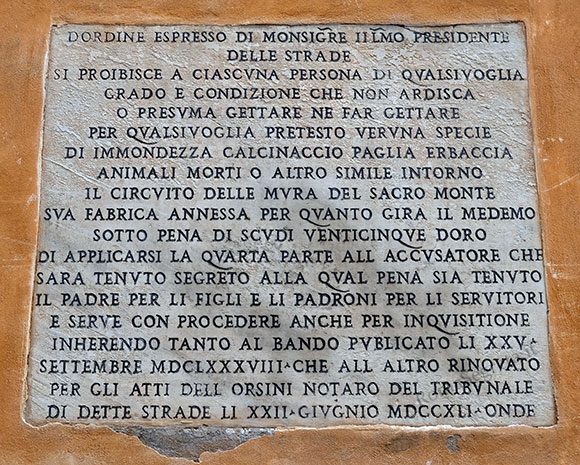 targa su edificio del monte di pietà