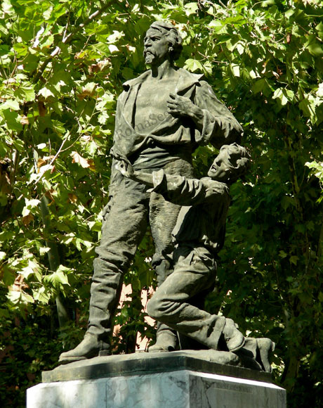 monumento a ciceruacchio nella sede di lungotevere in augusta