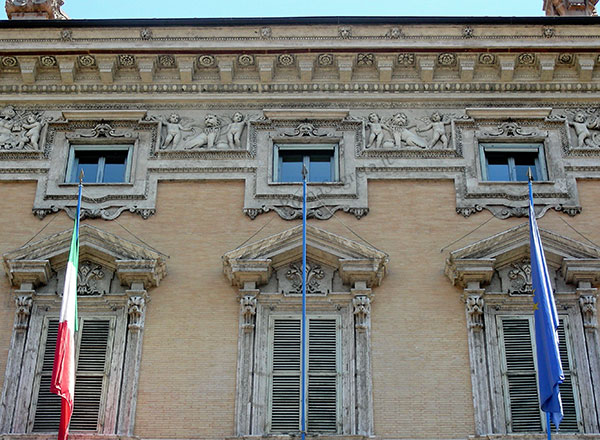 finestre di palazzo madama