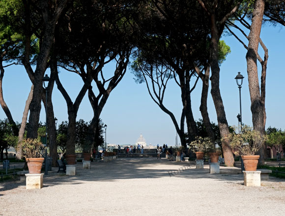terrazza panoramica al parco degli aranci