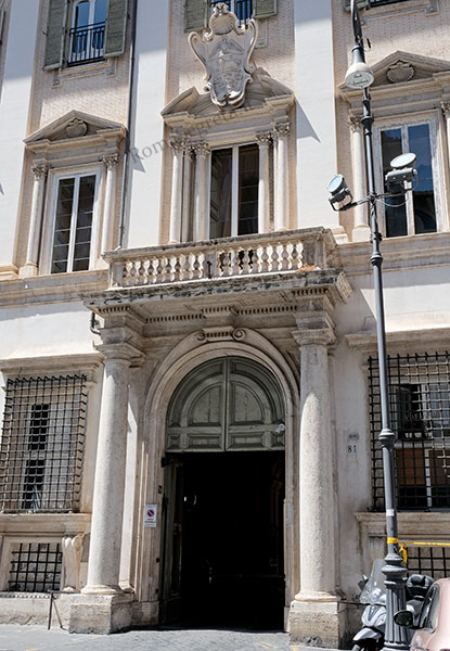 portale di palazzo odescalchi