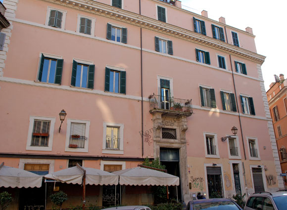 palazzo del pozzo a piazza di s.calisto