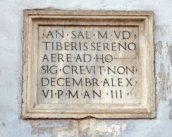 idrometro su facciata di s.eustachio