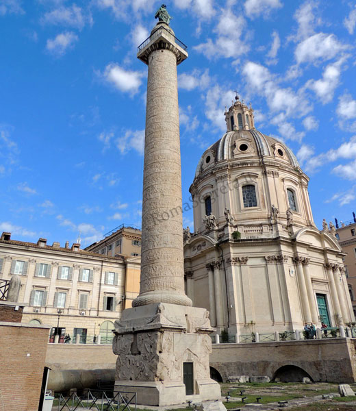 Vedi su Google Maps piazza foro di traiano
