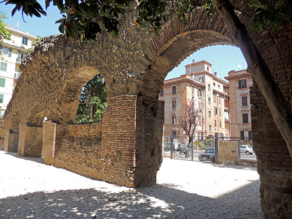 Vedi su Google Maps porticus aemilia