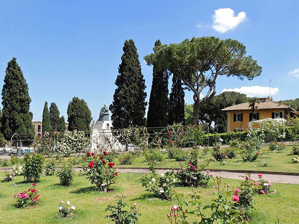 Vedi su Google Maps roseto comunale